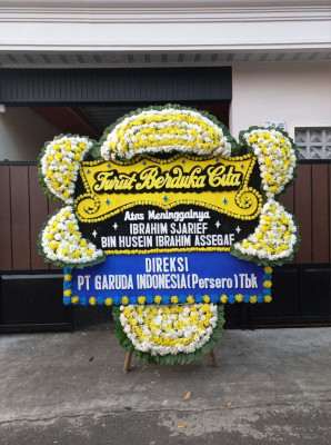 Papan Bunga Duka di Bobo